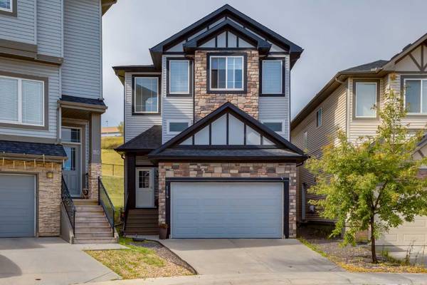 114 Sherwood MT NW, Calgary, AB T3R 0G5