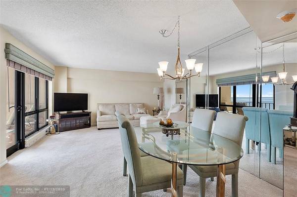 Lauderdale By The Sea, FL 33308,4900 N Ocean Blvd  #1209