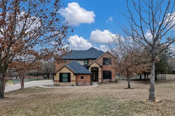 145 Rustling Elm Way, Azle, TX 76020