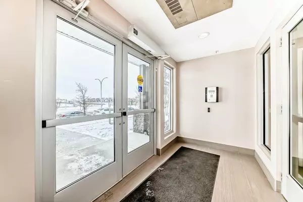 Calgary, AB T2Z5E5,6603 New Brighton AVE Southeast #102