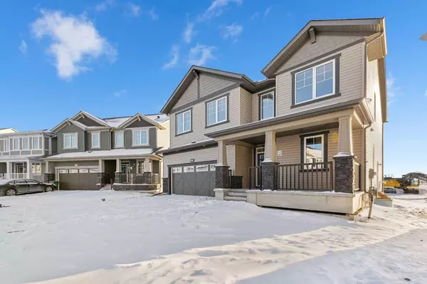 Airdrie, AB T4B 3T1,1059 Southwinds Green SW