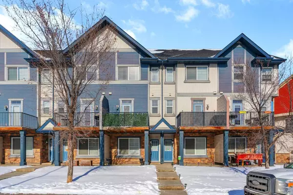 106 New Brighton LNDG Southeast, Calgary, AB T2Z 1C1