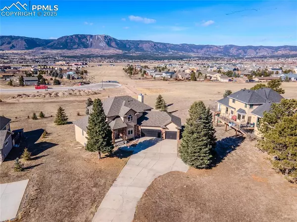 Monument, CO 80132,937 Caribou DR #West