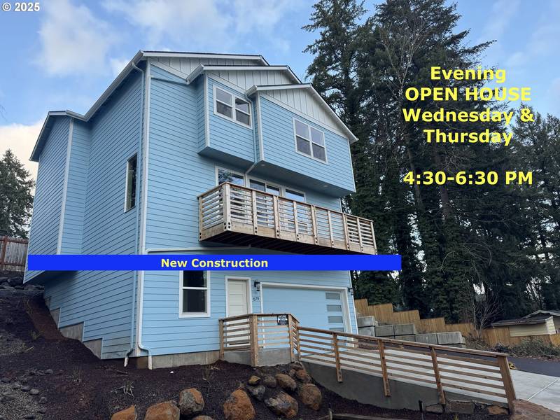 679 Idylwood DR S, Salem, OR 97302