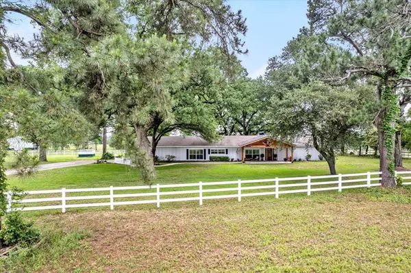 Mineola, TX 75773,481 County Road 2766