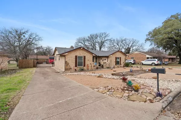 Red Oak, TX 75154,115 S Valley Street