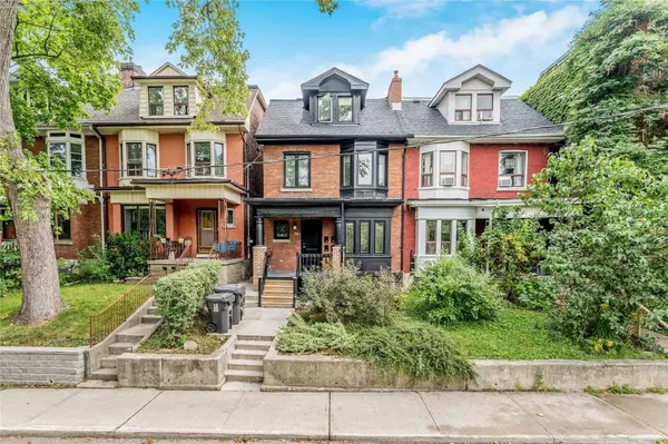 331 Grace ST ##4 Lower, Toronto C01, ON M6G 3A8