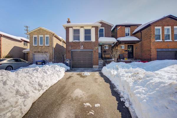 4158 Beacon LN, Mississauga, ON L5C 3V9