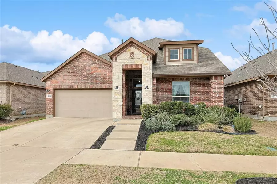 1033 Canary Court, Argyle, TX 76226