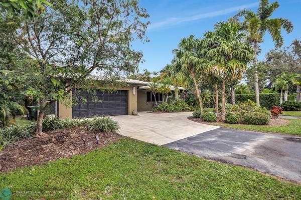 425 NW 24th St, Wilton Manors, FL 33311