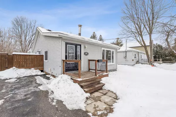 156 Bayview AVE, Georgina, ON L4P 2S9