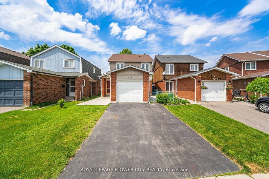 128 Fanshawe DR, Brampton, ON L6Z 1B1