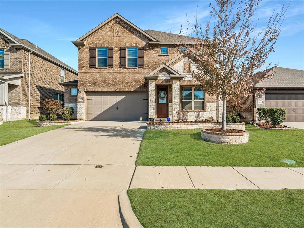 3100 Stallion Trail Way, Aubrey, TX 76227