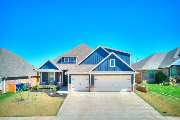 5500 Carmel Creek Drive, Mustang, OK 73064