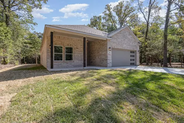 Trinidad, TX 75163,116 Oakwood Drive