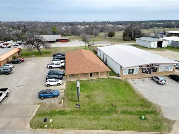 Springtown, TX 76082,311 E Highway 199