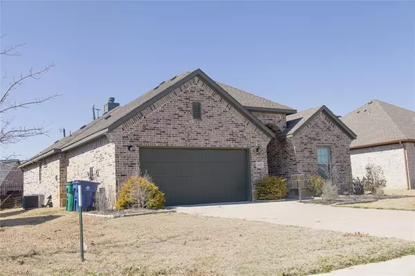 Celina, TX 75009,557 S Utah Drive