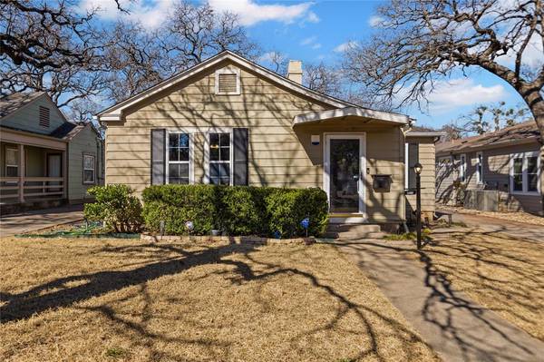 2309 Lotus Avenue, Fort Worth, TX 76111