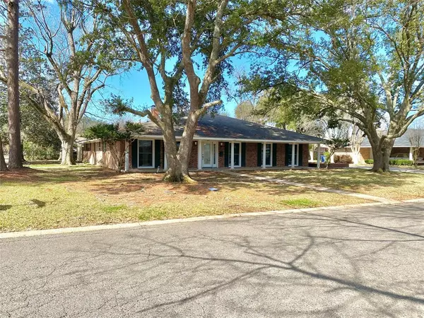 Natchitoches, LA 71457,900 Nettie Street