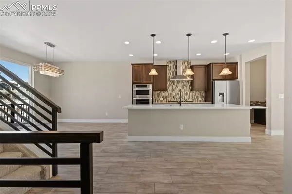 Colorado Springs, CO 80921,1364 Sunshine Valley WAY