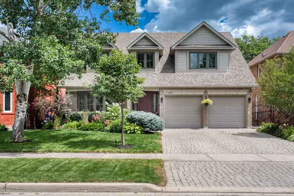 Oakville, ON L6H 6H2,2185 Meadowland DR