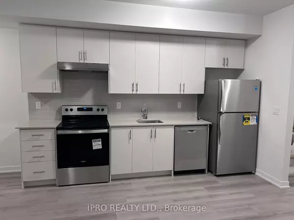 Mississauga, ON L5L 0B9,3415 Ridgeway DR #4