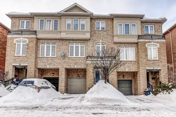 8 Ramage LN E, Toronto W08, ON M9C 5S6