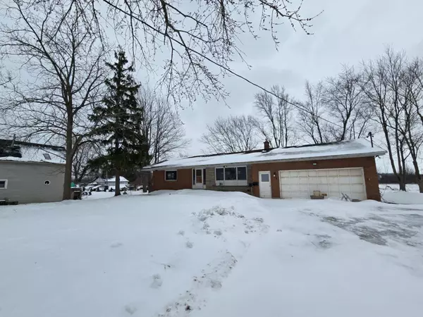 1043 Garrison RD, Fort Erie, ON L2A 1N8