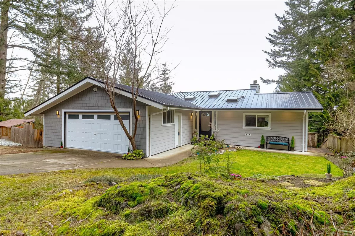 Sooke, BC V9Z 1A9,1526 Winslow Dr