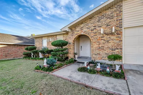 4140 River Birch Road, Fort Worth, TX 76137