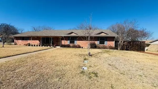 301 Glendale Avenue, Seagoville, TX 75159