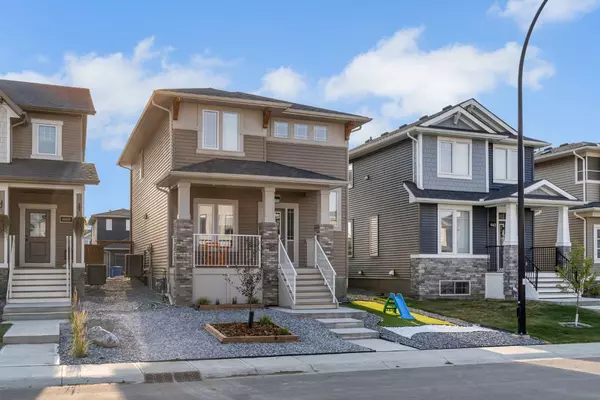 Airdrie, AB T4B5G1,649 Reynolds CRES SW