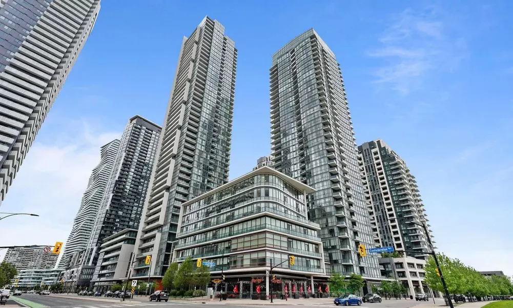 4070 Confederation Pkwy #3710, Mississauga, ON L5B 0E9