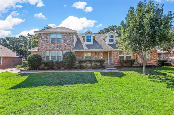 6106 Tiffany Park Court, Arlington, TX 76016