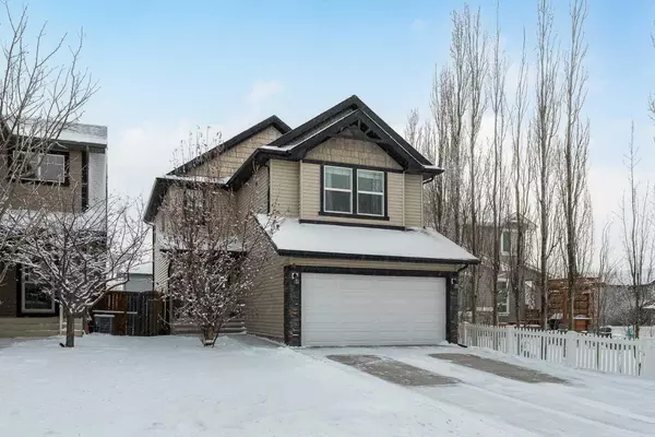 322 Coopers DR Southwest, Airdrie, AB T4B 0L8