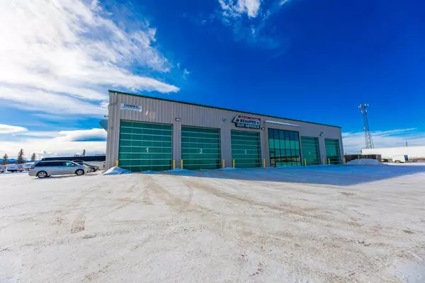 Hinton, AB T7V 2G5,156 Steele CRES