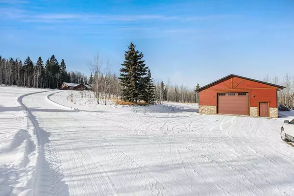 Rural Mountain View County, AB T0M 2E0,5460 Township Road 301