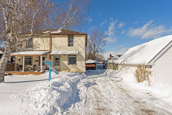 68 Second AVE,  Oshawa,  ON L1H 3A3