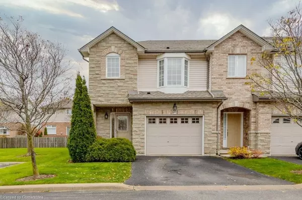 232 STONEHENGE DR #35, Hamilton, ON L9K 1R5