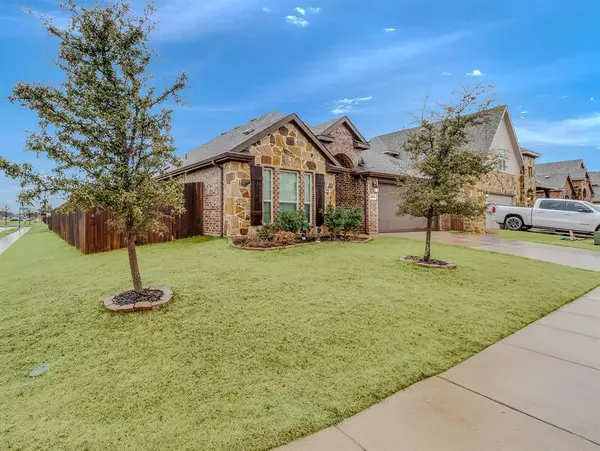 3225 Shady River Trail, Royse City, TX 75189