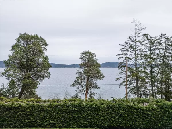 Salt Spring, BC V8K 1B5,970 Walkers Hook Rd