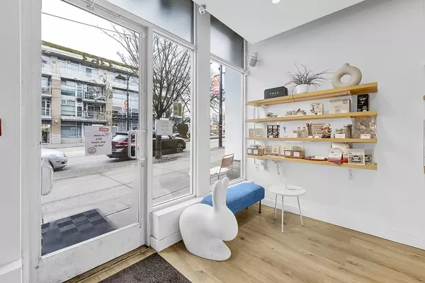 Vancouver, BC V6S 2B9,3363-3373 DUNBAR STREET