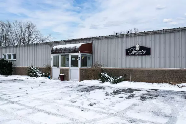 25 Dairy AVE, Greater Napanee, ON K7R 1M4