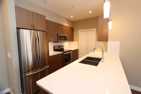 22 Auburn Bay Link Southeast #315, Calgary, AB T3Z 1M8