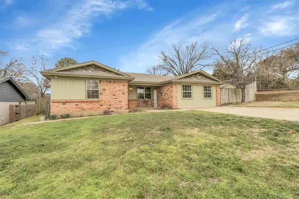 Kennedale, TX 76060,321 Bowles Court