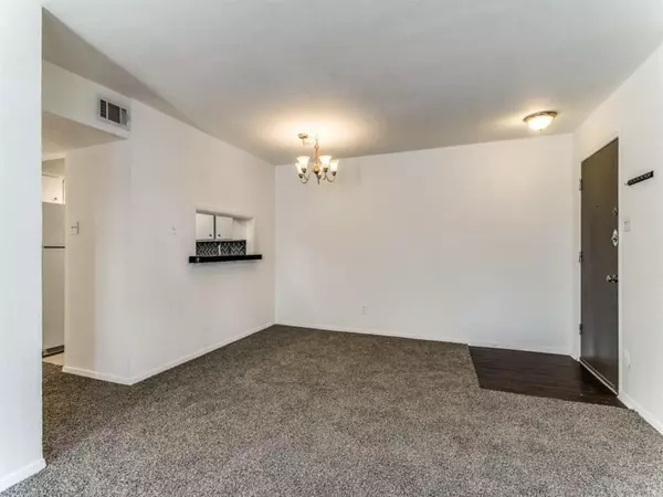 Dallas, TX 75219,4112 Bowser Avenue #203