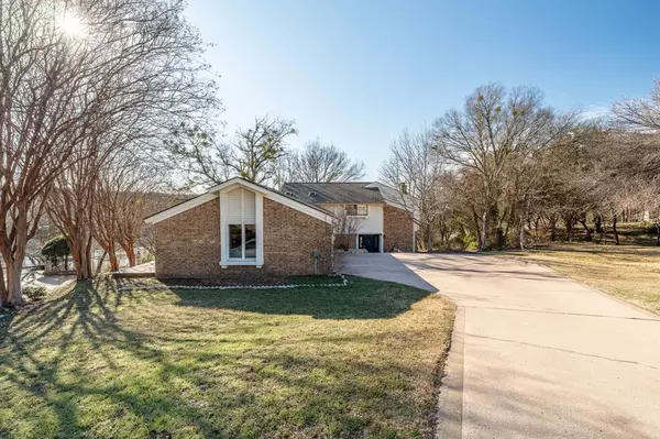 Granbury, TX 76049,6521 Edgewood Court