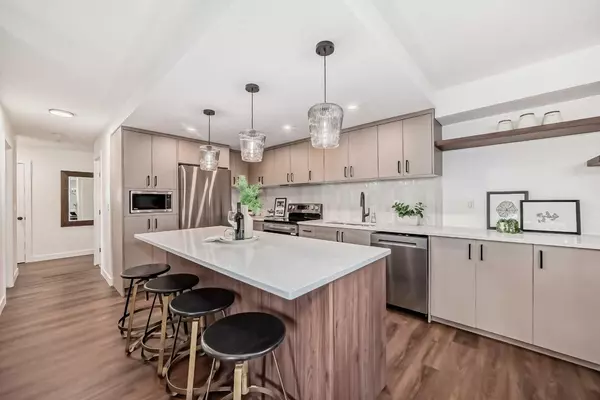 225 25 AVE Southwest #1005, Calgary, AB T2S2V2