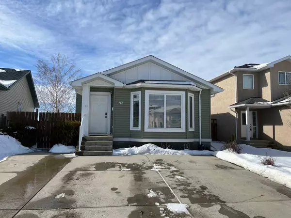 94 Peigan CT West, Lethbridge, AB T1K 7N8