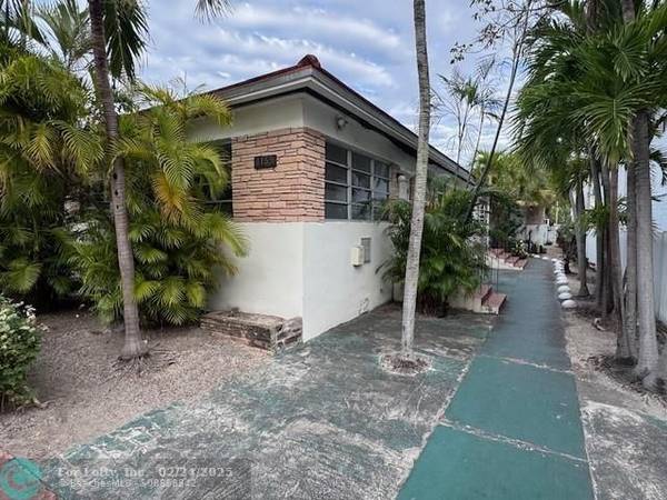 8135 Abbott Ave, Miami Beach, FL 33141